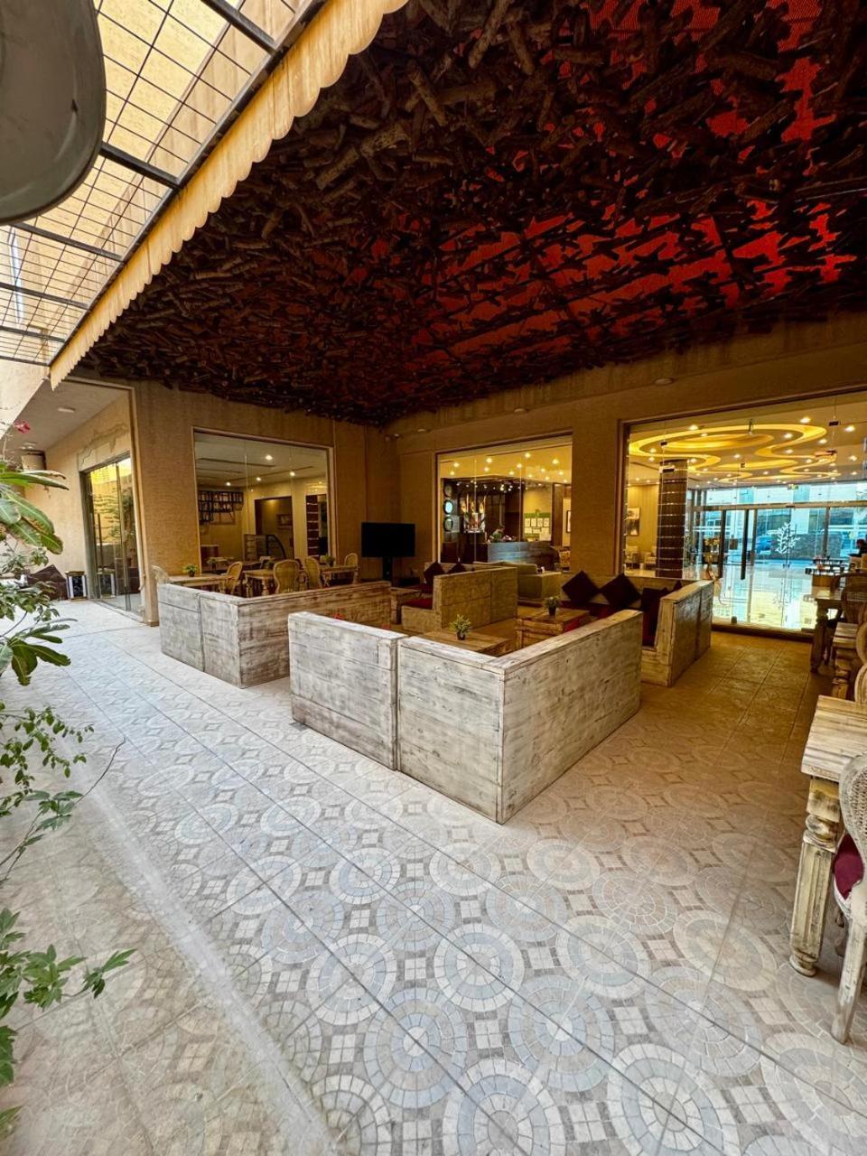 Coupard Hotel Riyadh Eksteriør bilde