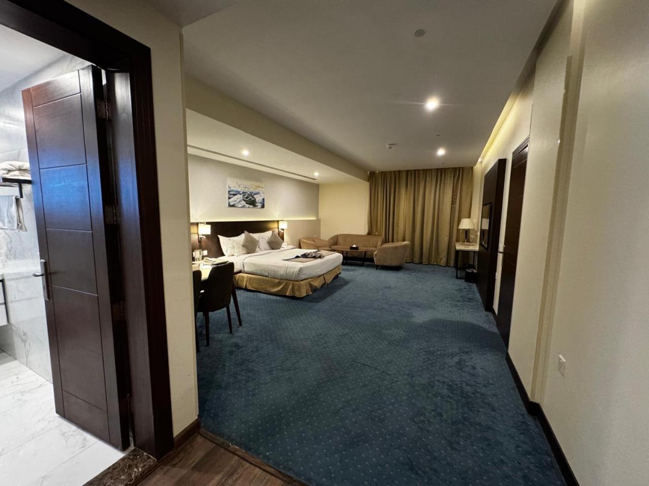 Coupard Hotel Riyadh Eksteriør bilde